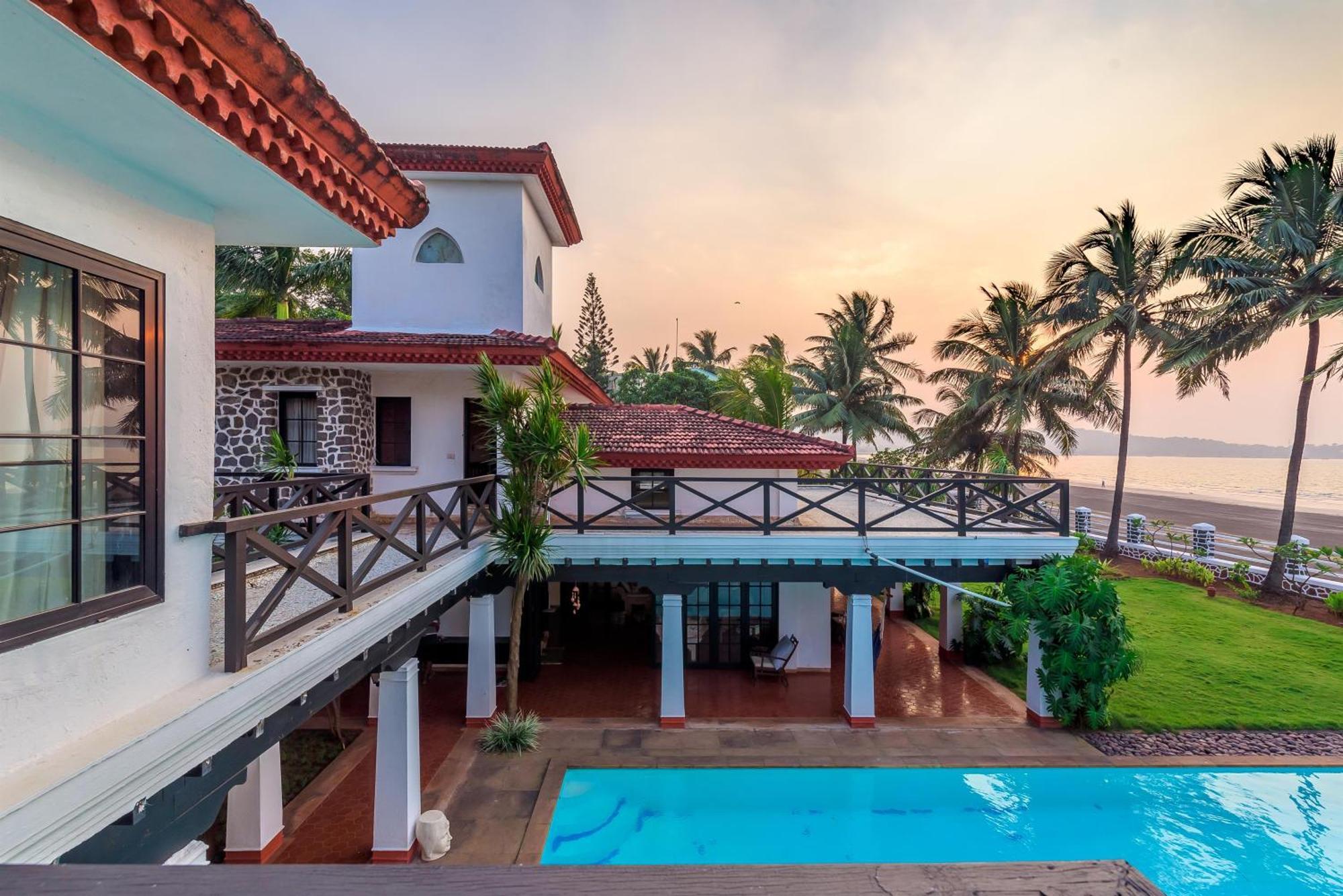 Saffronstays Sea La Vie Danda Bagian luar foto